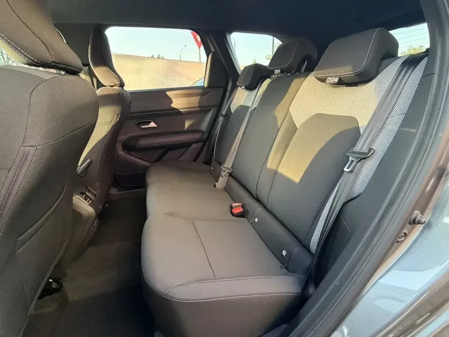 Dacia Bigster HEV 155 Journey — imagine 5