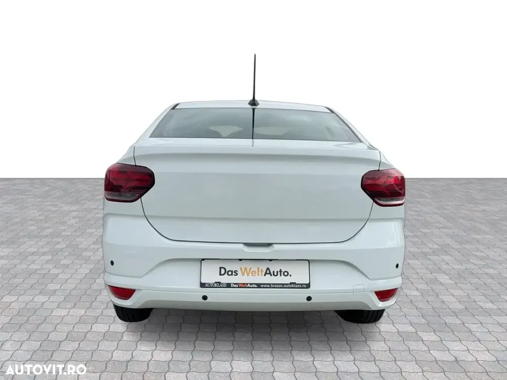 Dacia Logan III TCe 90 MT5 Essential — imagine 4