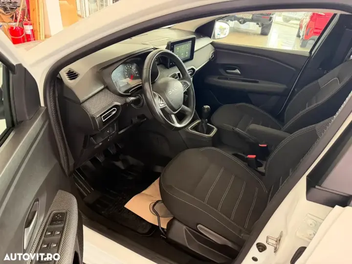 Dacia Logan TCe 90 MT5 Expression