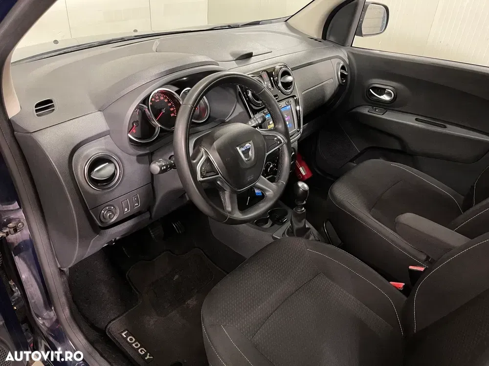 Dacia Lodgy Blue dCi 115 Comfort — imagine 5