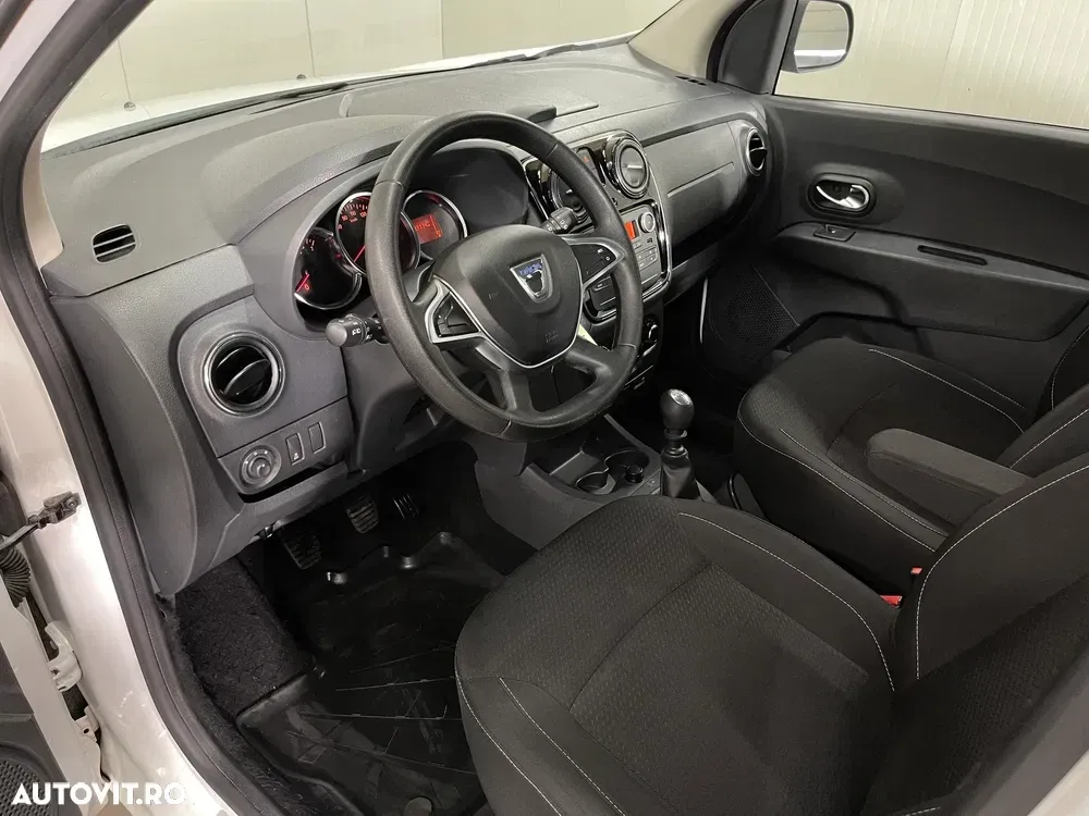 Dacia Lodgy 1.5 Blue dCi Laureate — imagine 5