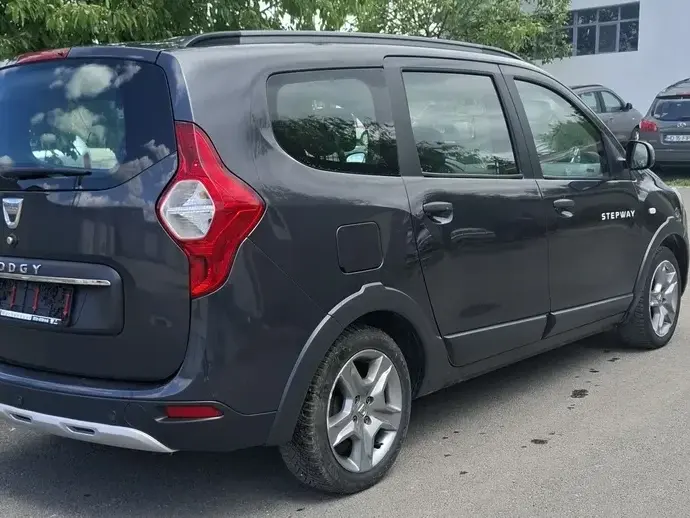 Dacia Lodgy 1.2 TCe Stepway