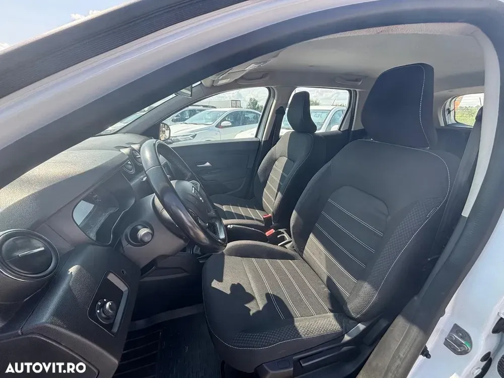 Dacia Duster 1.5 Blue dCi 4WD Comfort — imagine 5