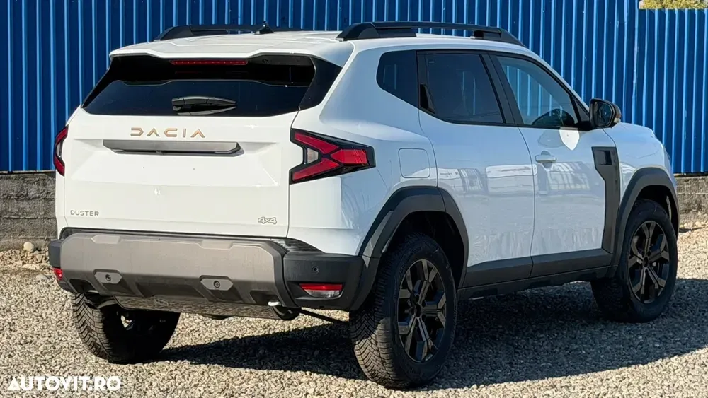 Dacia Duster TCe 130 4X4 MHEV Extreme — imagine 4