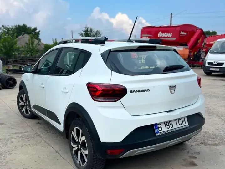 Dacia Sandero Stepway III TCe 90 MT6 Essential