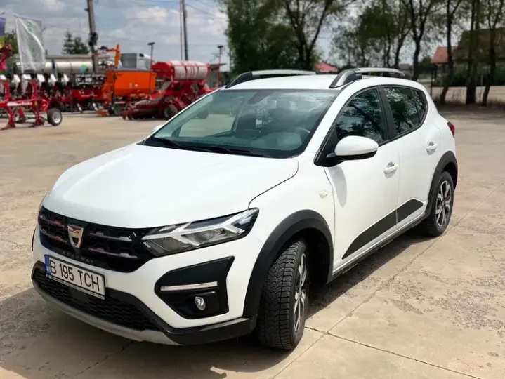 Dacia Sandero Stepway III TCe 90 MT6 Essential