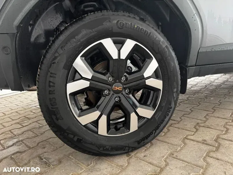 Dacia Duster III TCe 130 4X4 MHEV Extreme — imagine 5