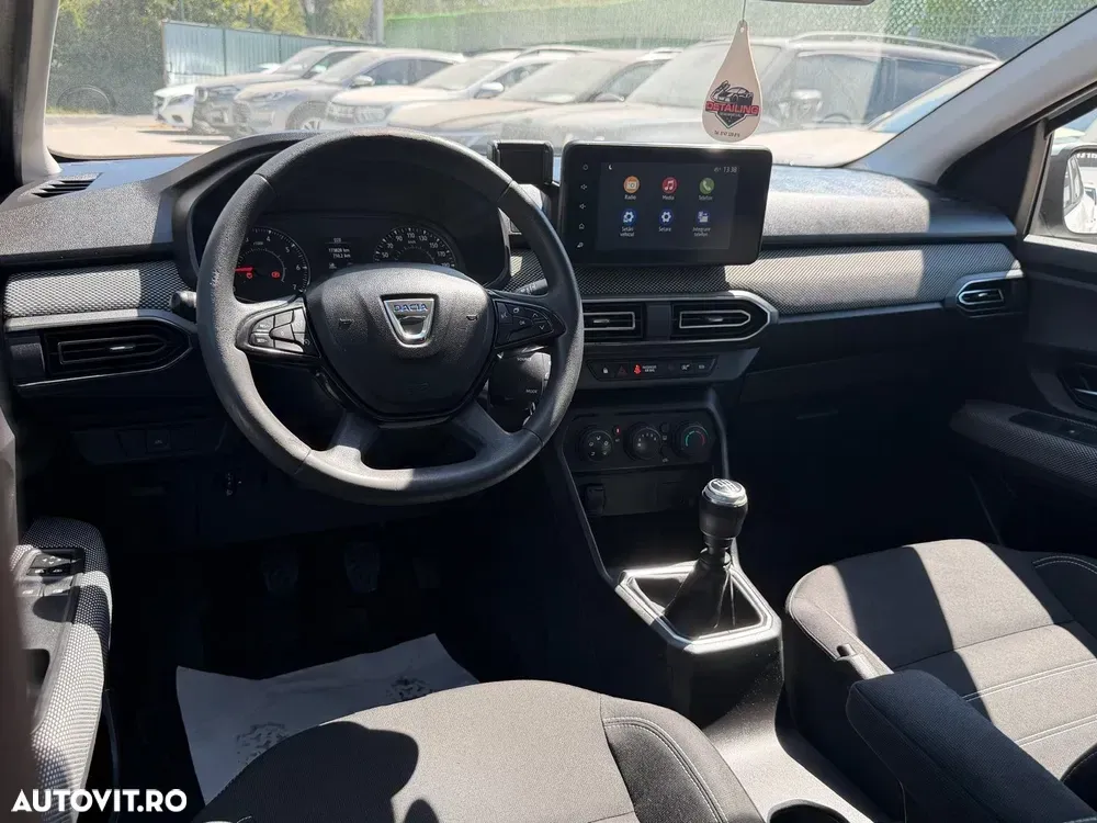 Dacia Logan III TCe 90 MT6 Comfort — imagine 5