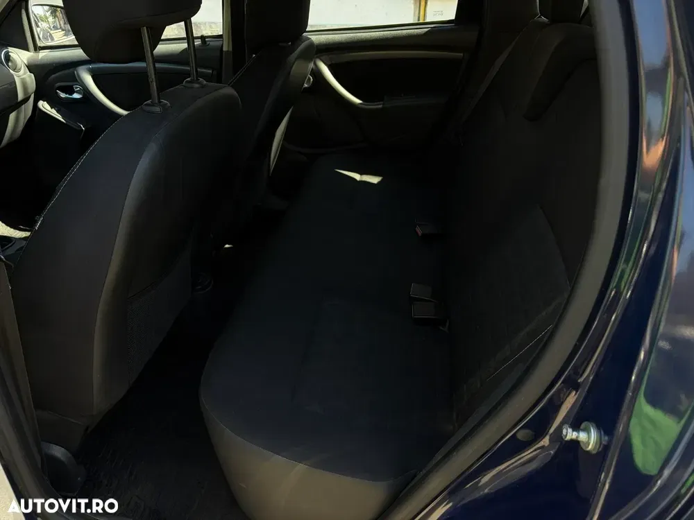 Dacia Duster I 1.6 4x2 — imagine 6