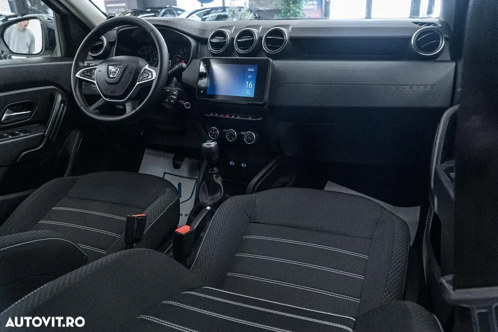 Dacia Duster 1.5 Blue dCi 4WD Comfort — imagine 2