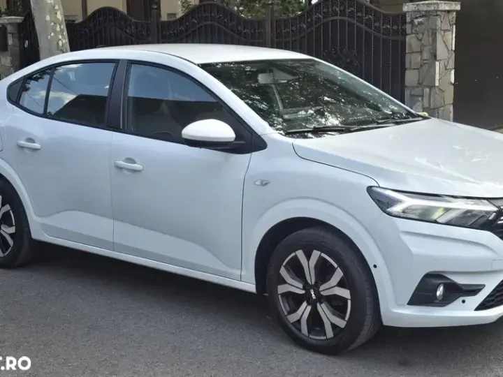 Dacia Logan III TCe 90 MT6 Journey