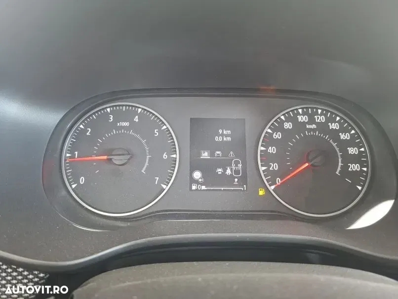 Dacia Logan III TCe 100 Expression — imagine 6