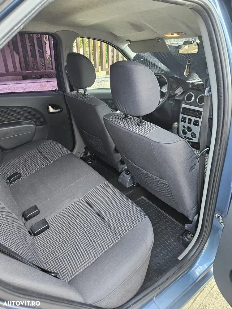 Dacia Logan — imagine 6