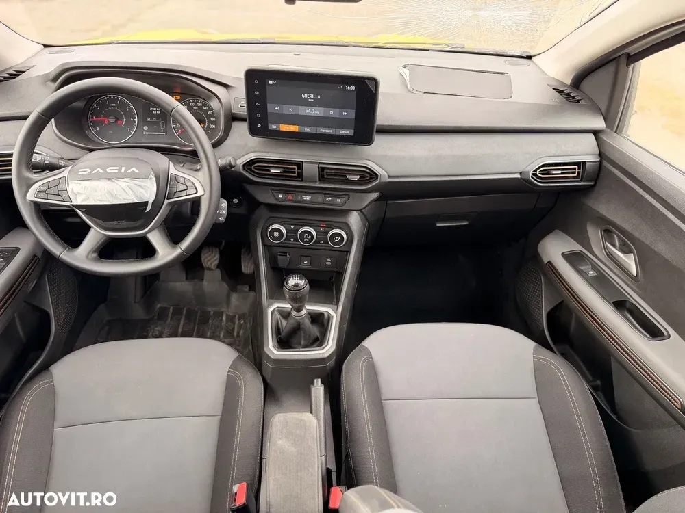Dacia Sandero Stepway TCe 90 MT6 Extreme — imagine 3