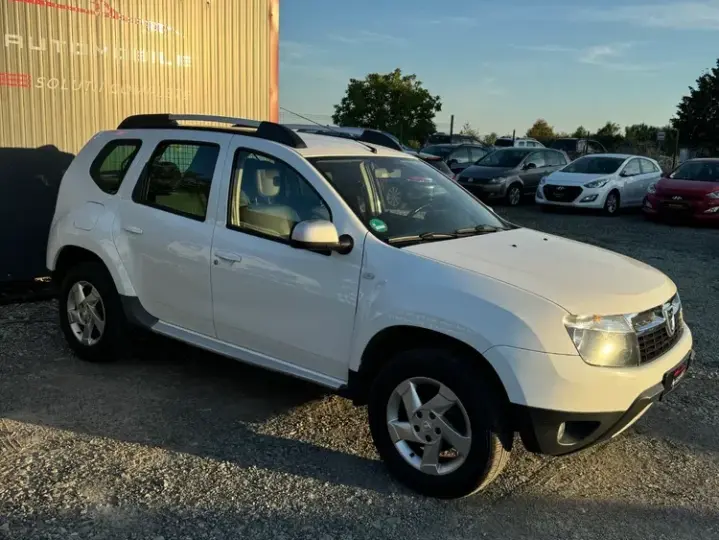 Dacia Duster I 1.6 16V 4x4 Prestige