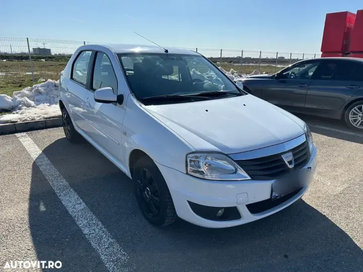 Dacia Logan I 1.6 MPI Laureate