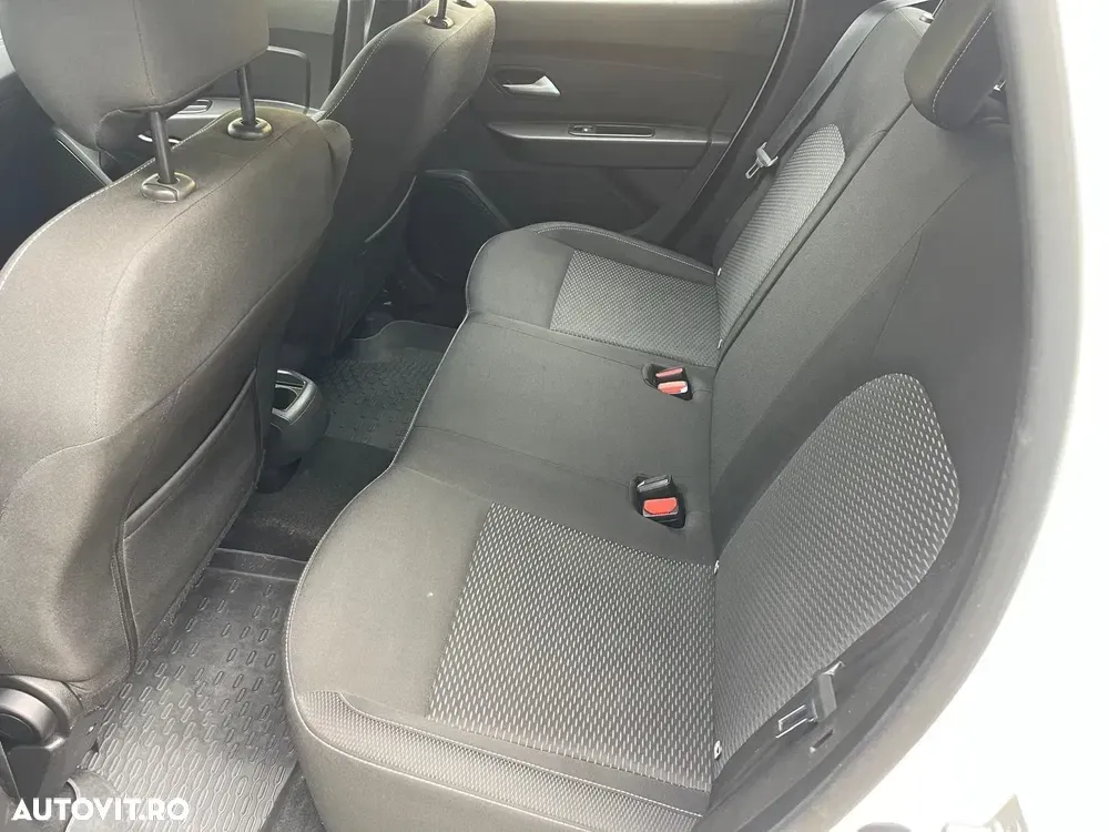 Dacia Duster II 1.5 Blue dCi 4WD Comfort — imagine 4