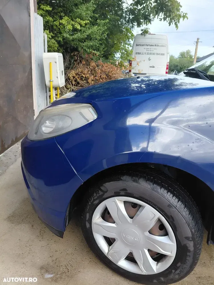 Dacia Sandero I — imagine 4