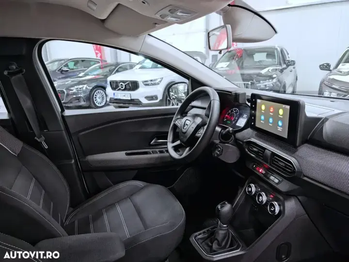 Dacia Logan III TCe 90 CVT Journey