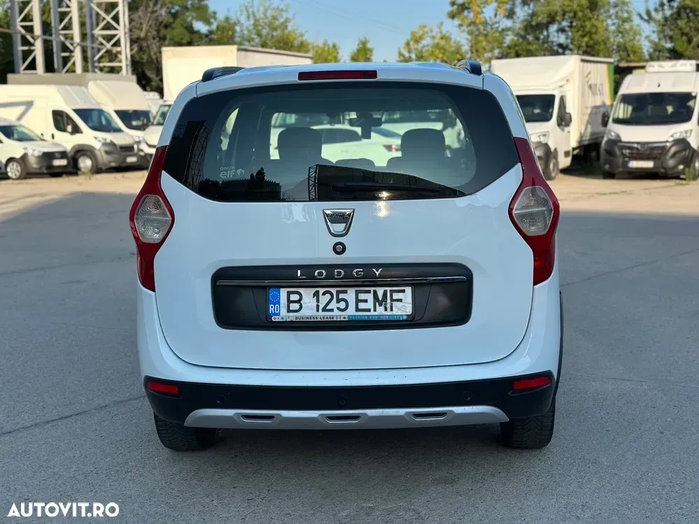Dacia Lodgy 1.5 Blue dCi Stepway — imagine 3