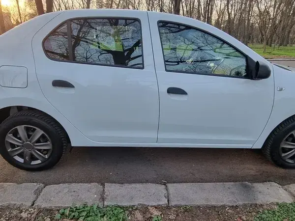 Dacia Logan II 1.5 dCi Laureate