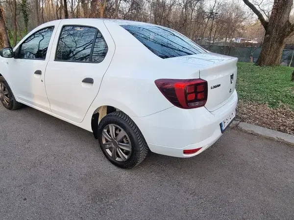 Dacia Logan II 1.5 dCi Laureate