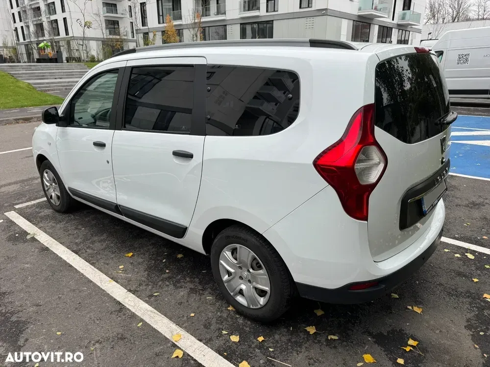 Dacia Lodgy 1.5 Blue dCi Laureate — imagine 6
