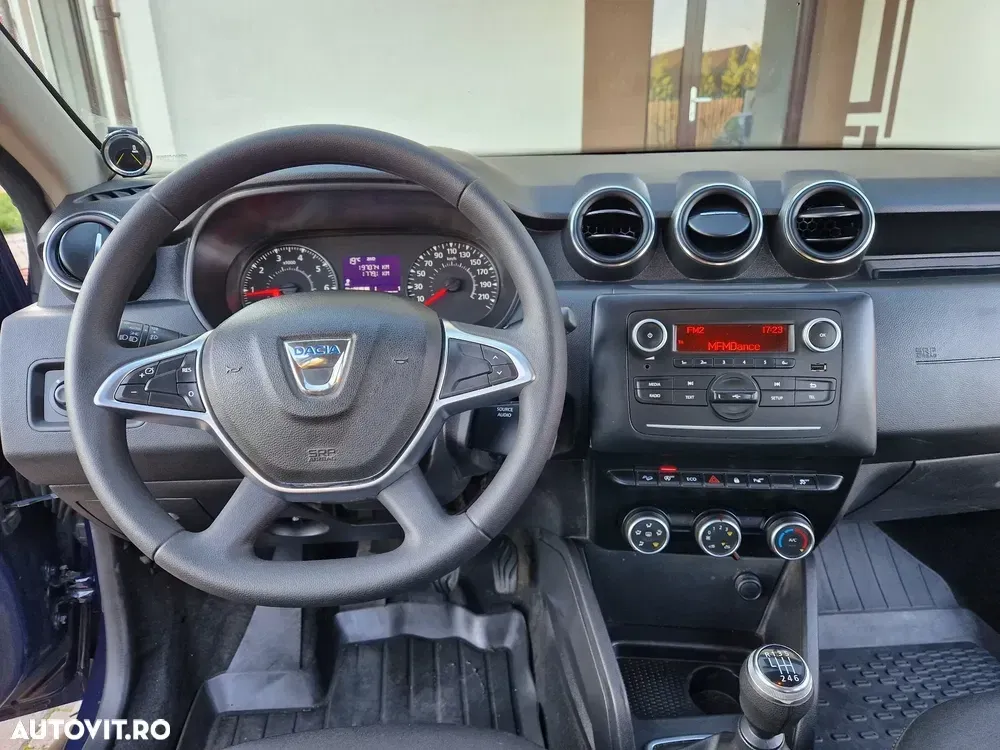 Dacia Duster 1.5 Blue dCi 4WD Comfort — imagine 5