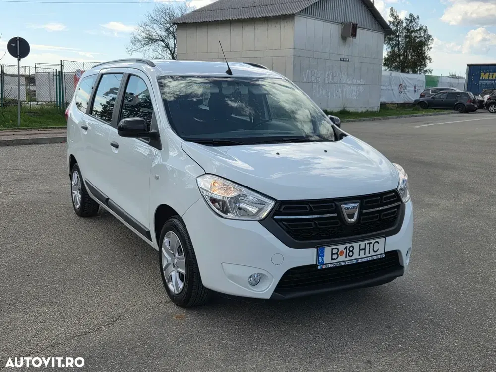 Dacia Lodgy 1.5 Blue dCi Laureate — imagine 2