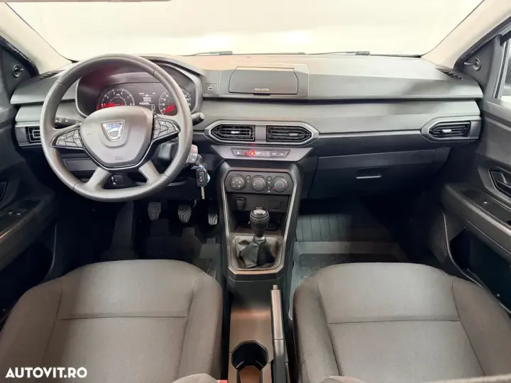 Dacia Logan TCe 90 Essential