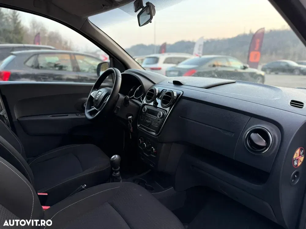 Dacia Lodgy 1.5 Blue dCi Laureate — imagine 4