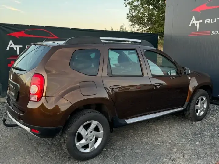 Dacia Duster 1.6 4x2 Laureate