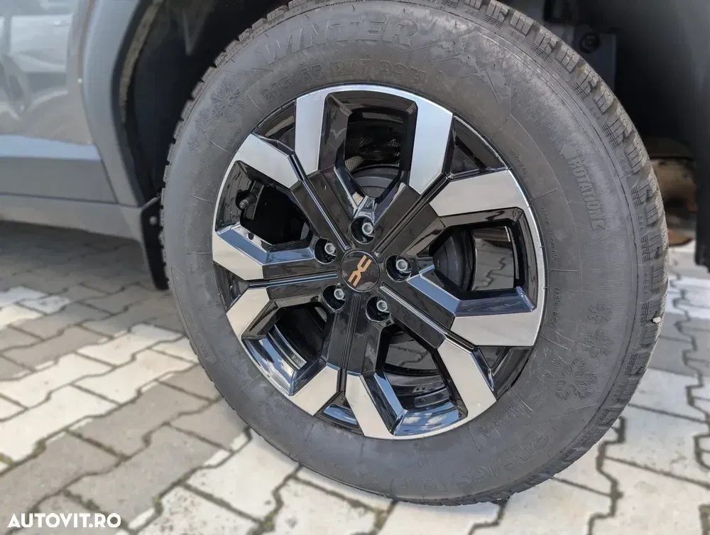 Dacia Duster III HEV 140 Extreme — imagine 6