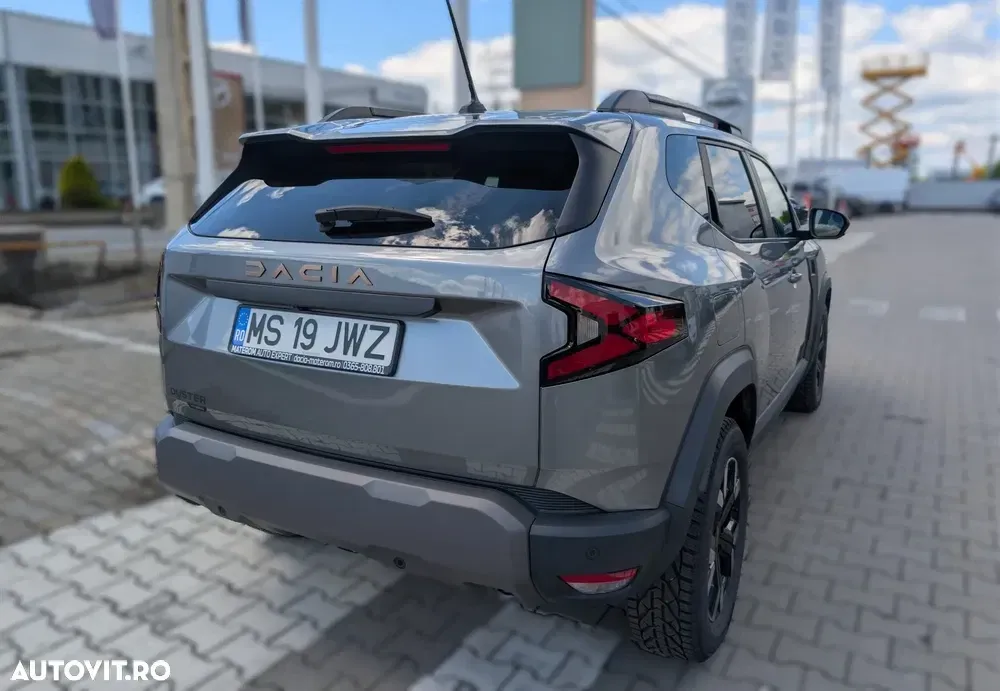 Dacia Duster III HEV 140 Extreme — imagine 4