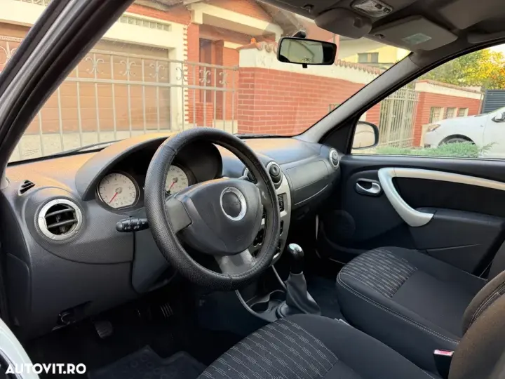 Dacia Logan I 1.5 90CP Laureate