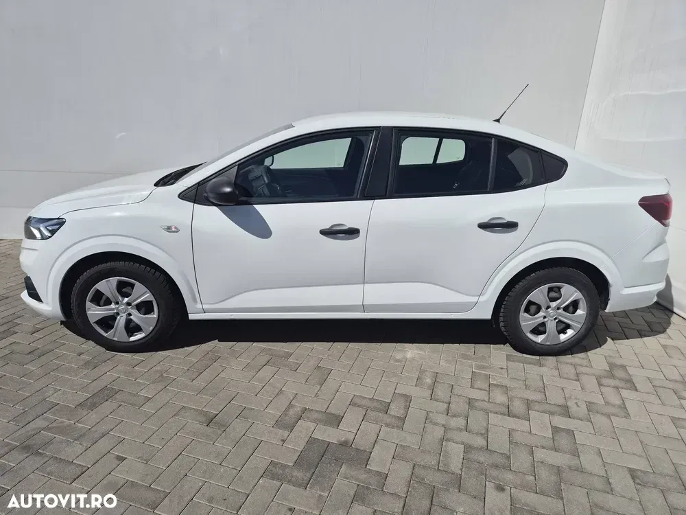 Dacia Logan TCe 90 Essential — imagine 2