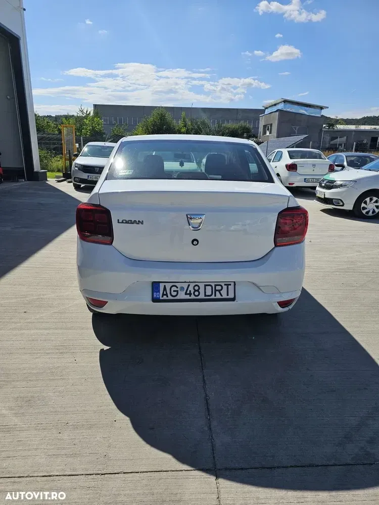 Dacia Logan — imagine 2