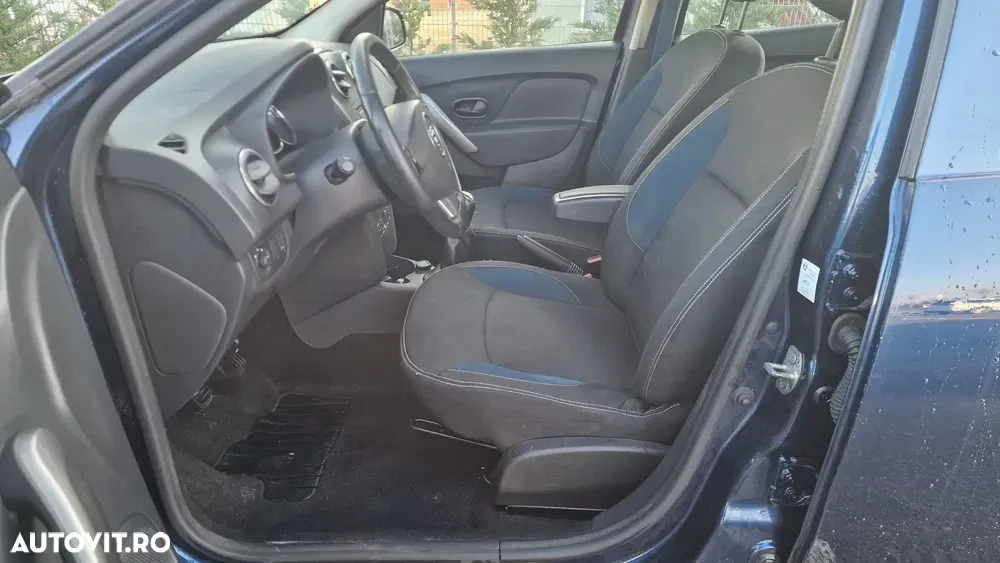 Dacia Sandero Blue dCi 95 Comfort — imagine 3