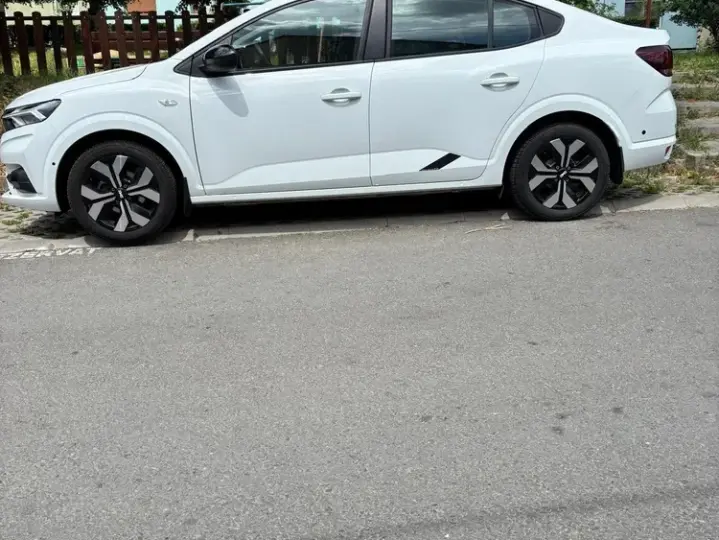 Dacia Logan III ECO-G 100 MT6 XX