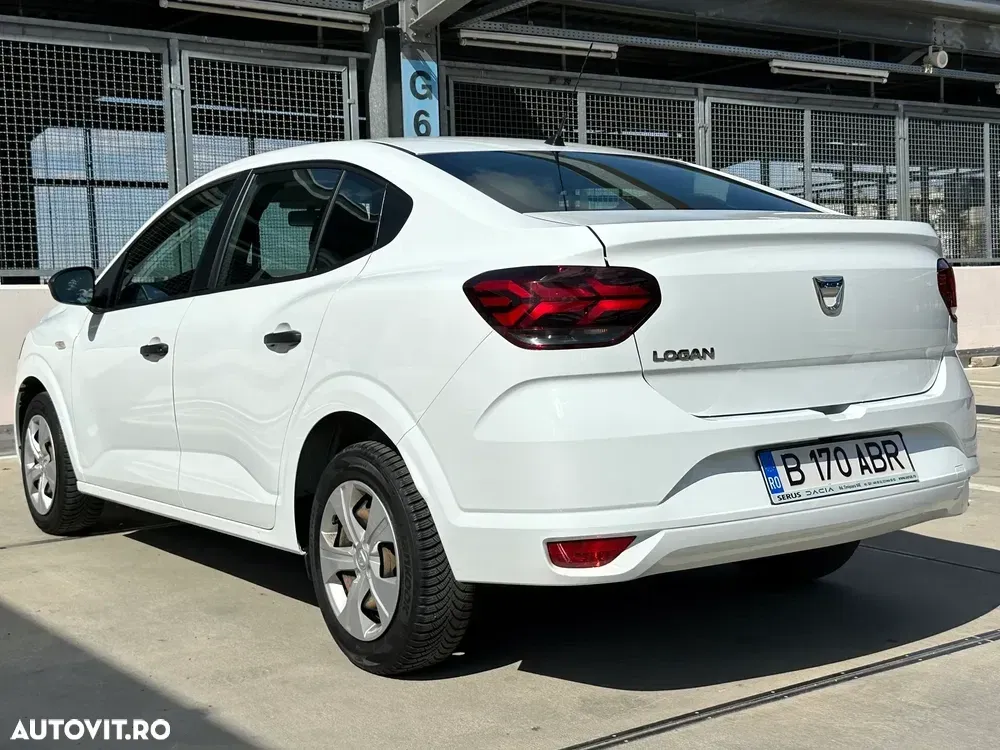 Dacia Logan TCe 90 Essential — imagine 4