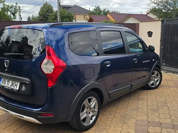 Dacia Lodgy 1.6 102 CP Stepway