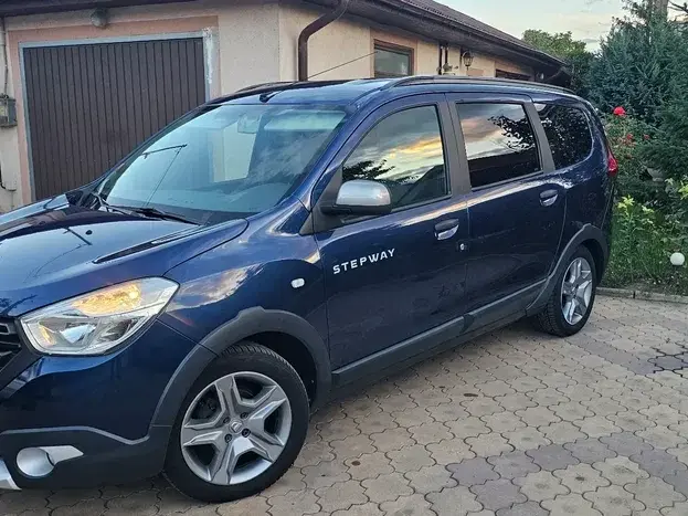 Dacia Lodgy 1.6 102 CP Stepway