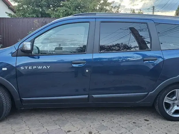 Dacia Lodgy 1.6 102 CP Stepway