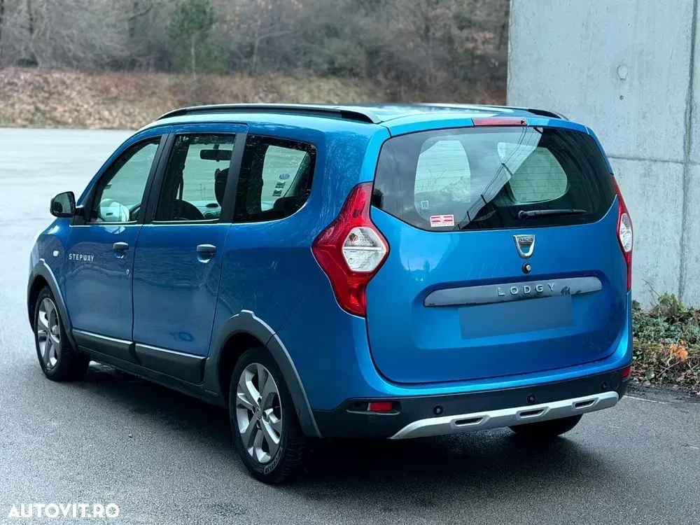 Dacia Lodgy TCe 115 Stepway — imagine 2