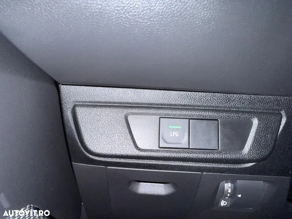 Dacia Logan III ECO-G 100 MT6 Prestige+ — imagine 6