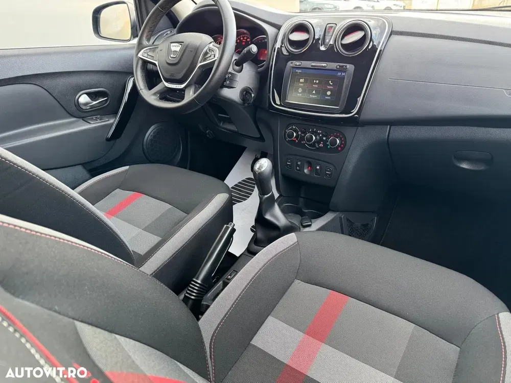 Dacia Logan III 1.5 Blue dCi SL Techroad — imagine 4