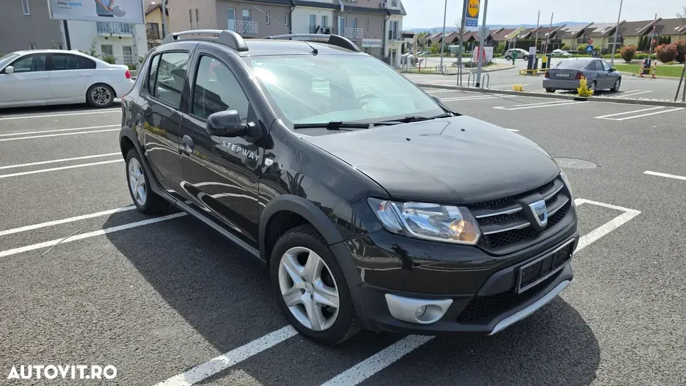 Dacia Sandero Stepway dCi 90 Celebration — imagine 4