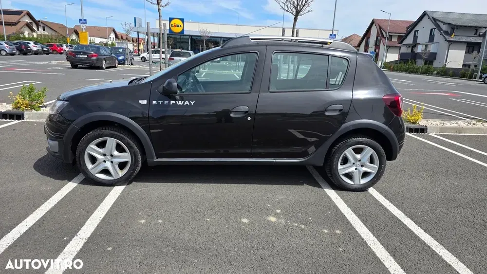 Dacia Sandero Stepway dCi 90 Celebration — imagine 6