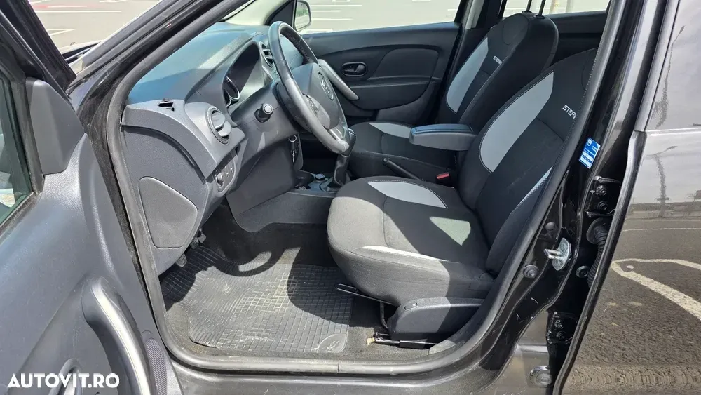 Dacia Sandero Stepway dCi 90 Celebration — imagine 5