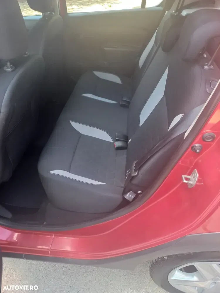 Dacia Sandero 0.9 TCe Laureate — imagine 6